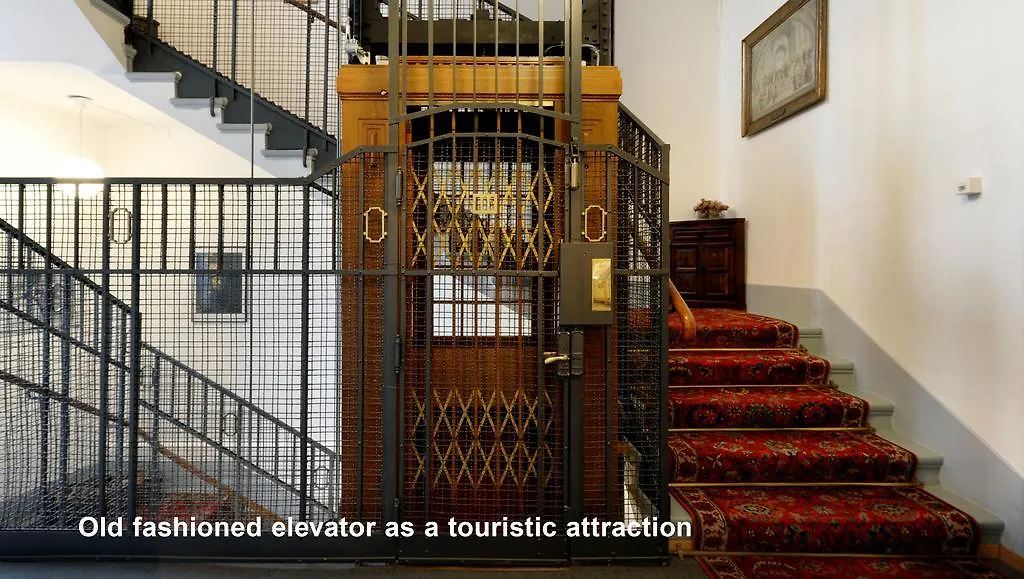 Hotel National Berna